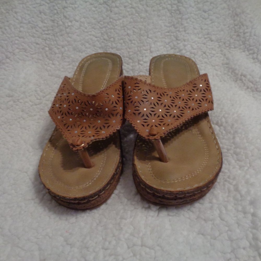 GC Good Choice Women's Wedge Sandals Size 8 - Picture 2 of 11